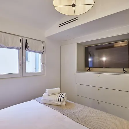 公寓 Residense Au Coeur De By Prestige *