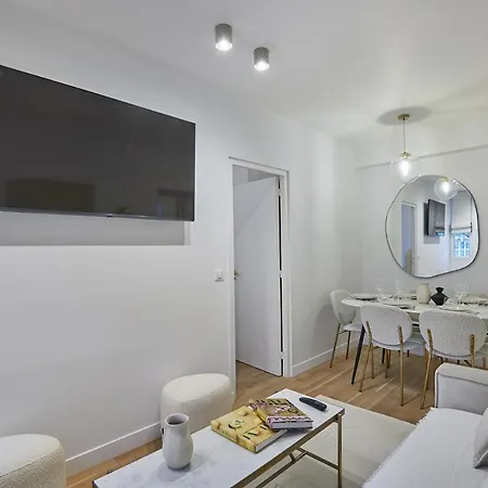 Residense Au Coeur De By Prestige 公寓 *