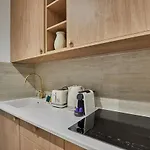 Residense Au Coeur De By Prestige